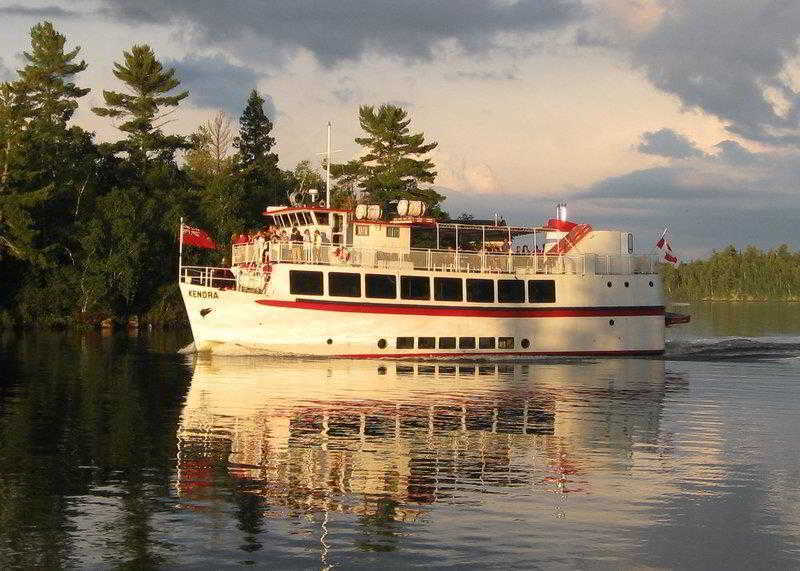 Clarion Lakeside Inn & Conference Centre Kenora Exterior foto